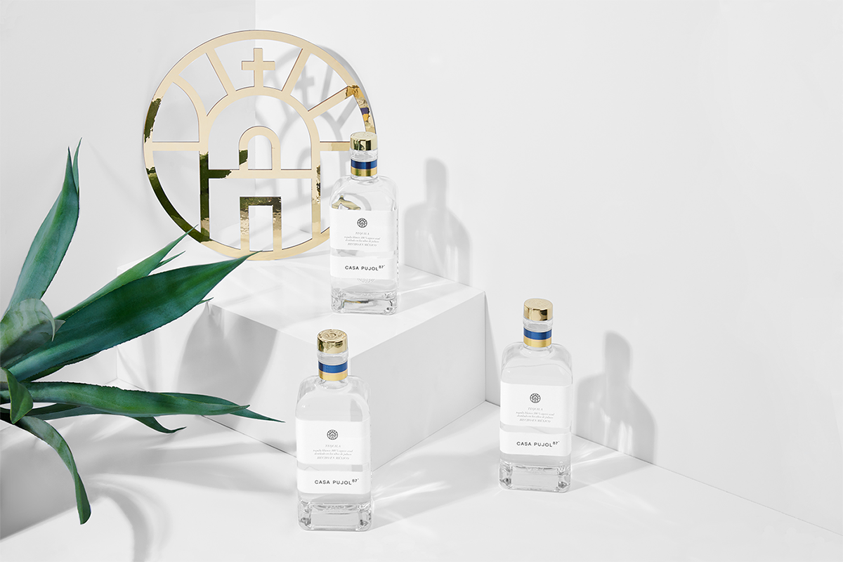 5組彰顯品位的酒類品牌品牌設計案例合集，高端酒類品牌設計，深圳品牌設計，左右格局