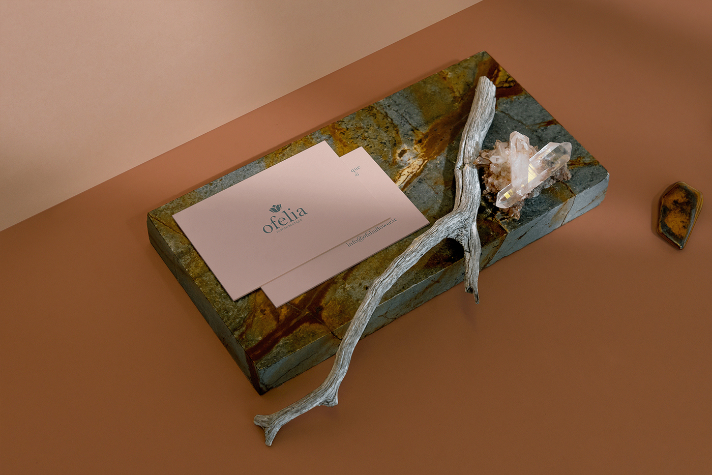 快消品品牌設(shè)計(jì)，品牌形象設(shè)計(jì)，品牌設(shè)計(jì)公司，深圳品牌設(shè)計(jì)，左右格局